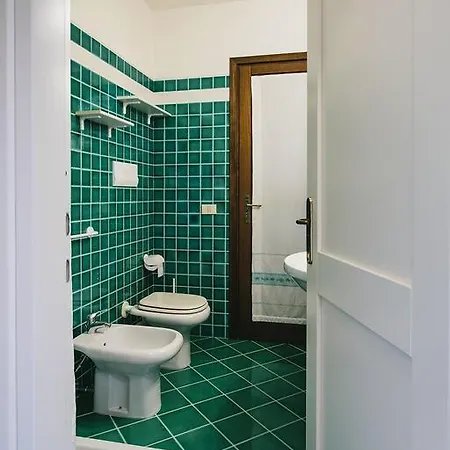 Casa Vacanze I Delfini Feriehus